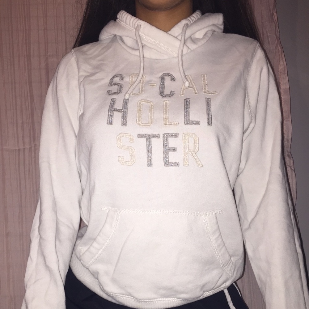 Hollister white hoodie!!!